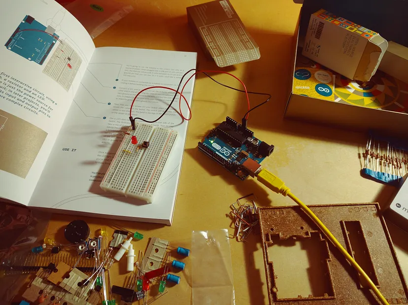 Read more about the article Paper Circuitry: Bringing Art and Electronics Together