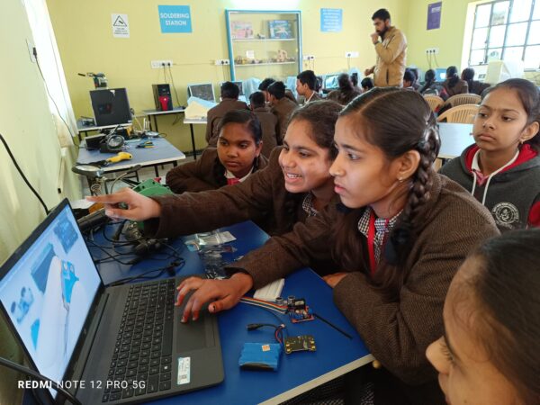 Amazing Atal Tinkering Lab in Mangalore– 5 Smart Learning