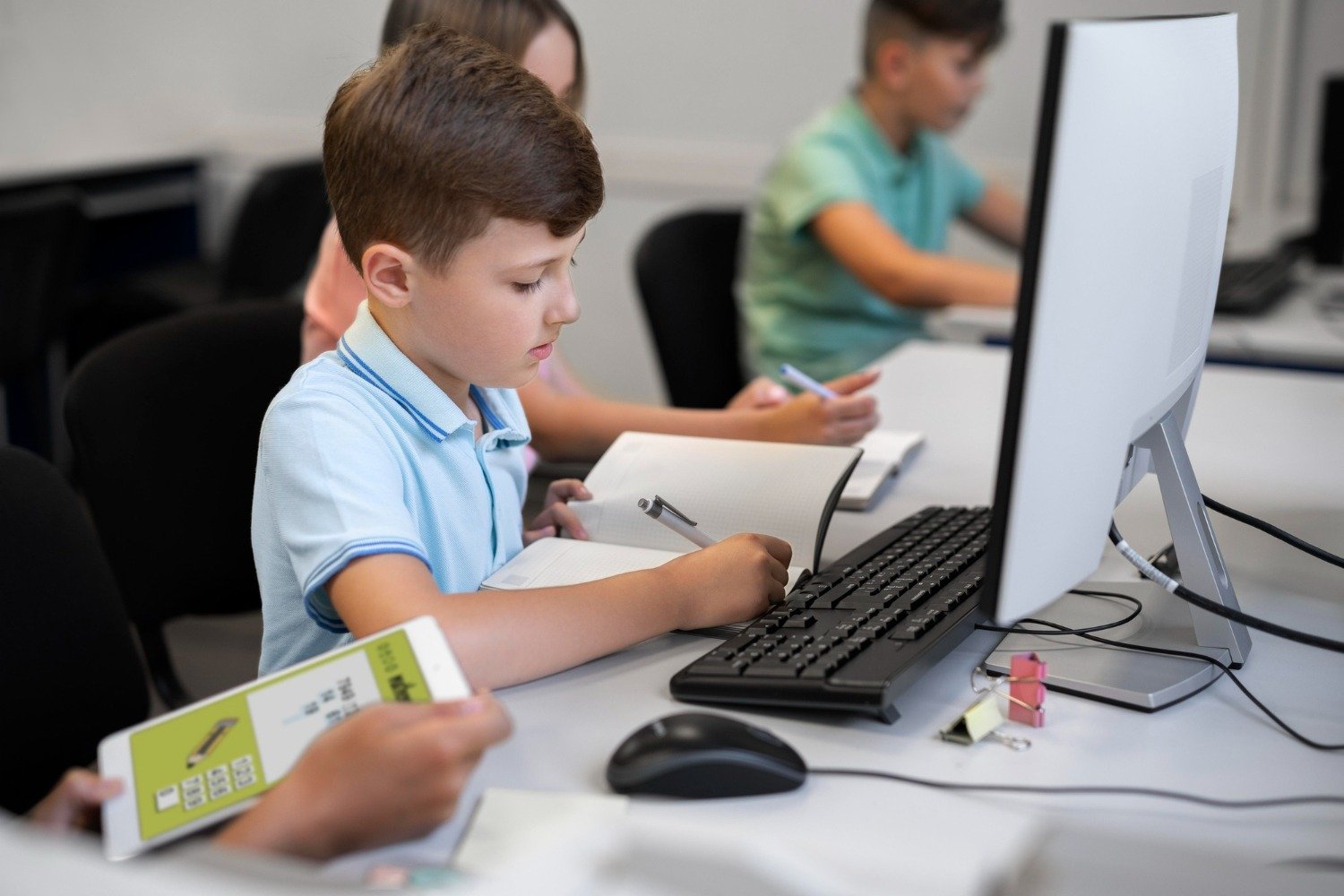 What is Coding for Kids: Top Programs and 7 Powerful Benefits 2 Boosts Creativity