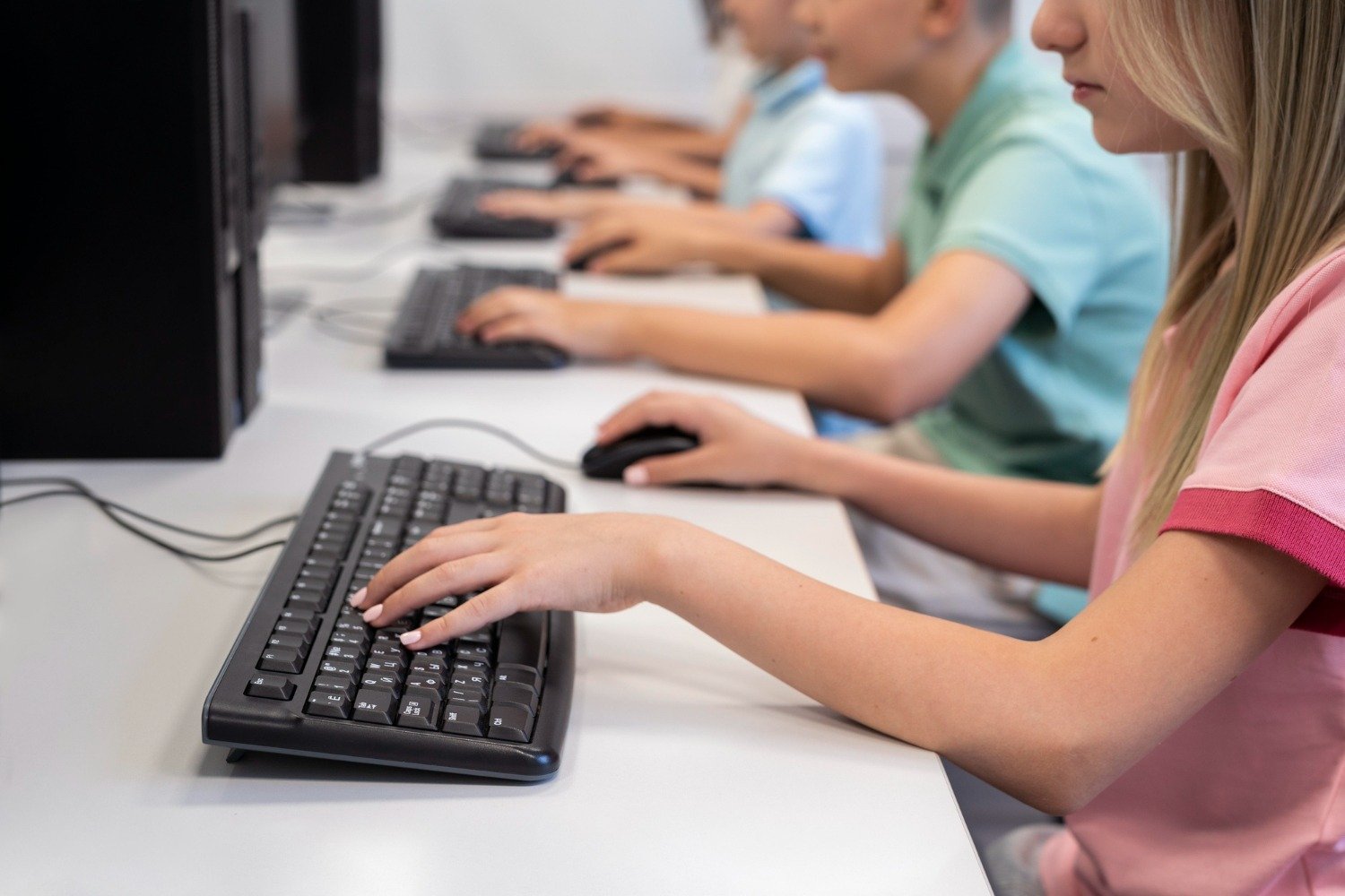 What is Coding for Kids: Top Programs and 7 Powerful Benefits 3 Improves Mathematical Skill