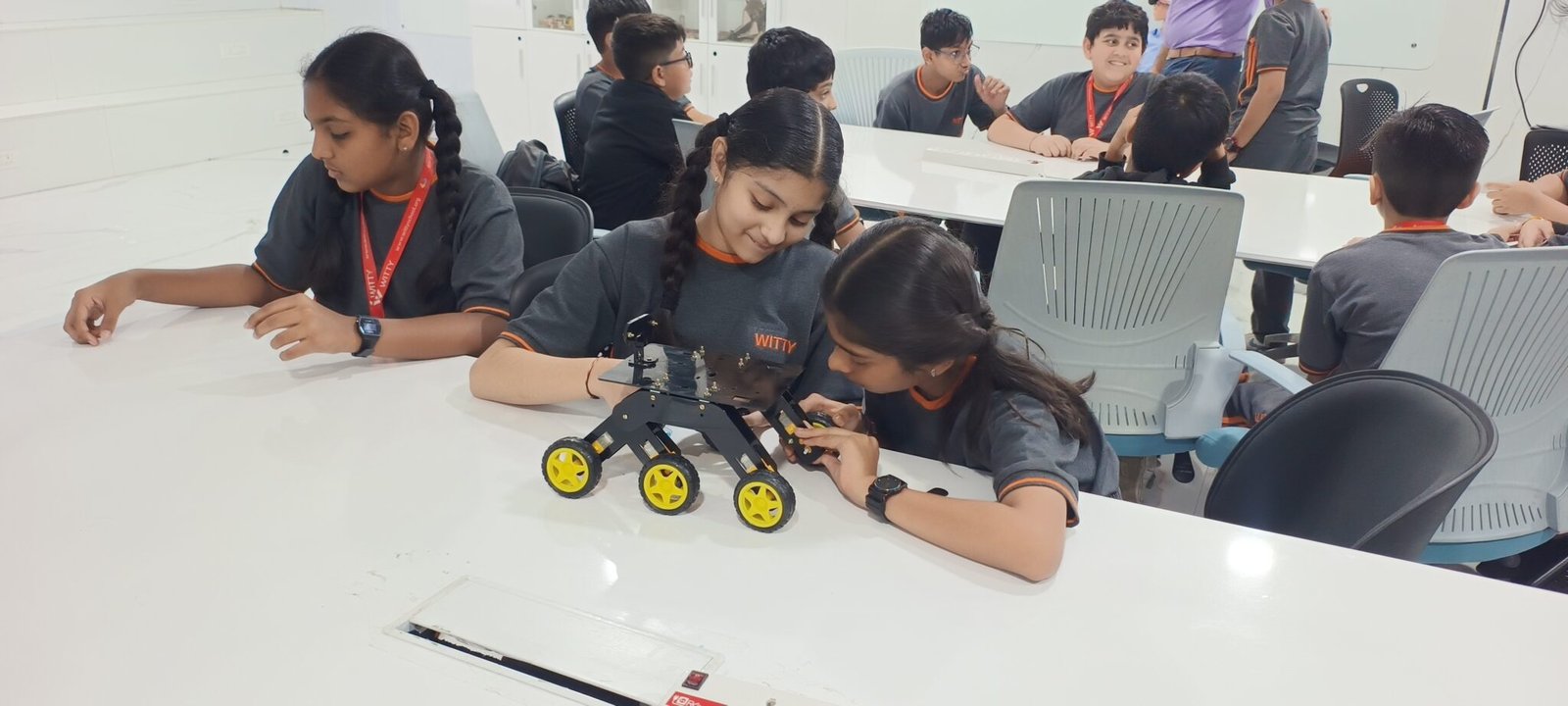 STEM programs for kids Gujarat