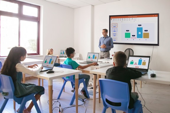 Ai-integrated stem education