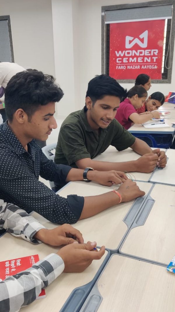 Laboratory equipment for schools West Bengal