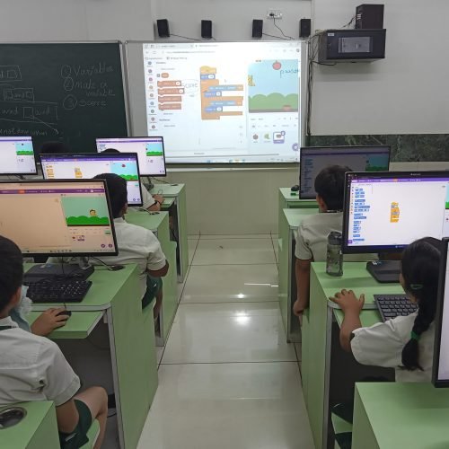 School STEM lab Meerut