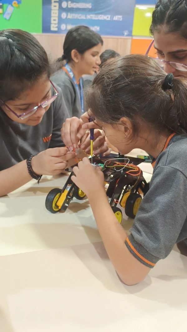 STEM kits for Kerala schools