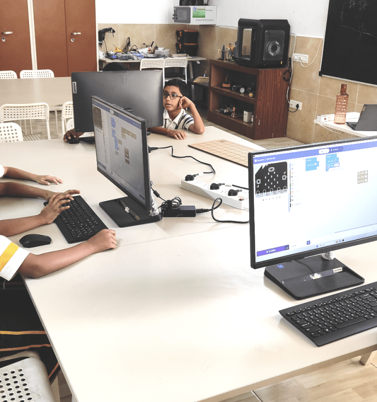 Science experiments in ATL labs